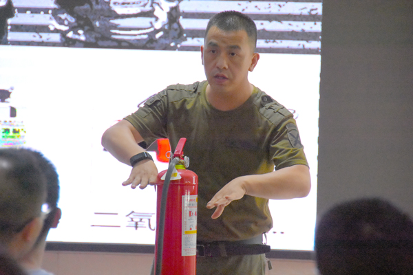 乐投体育防雷开展消防培训学习